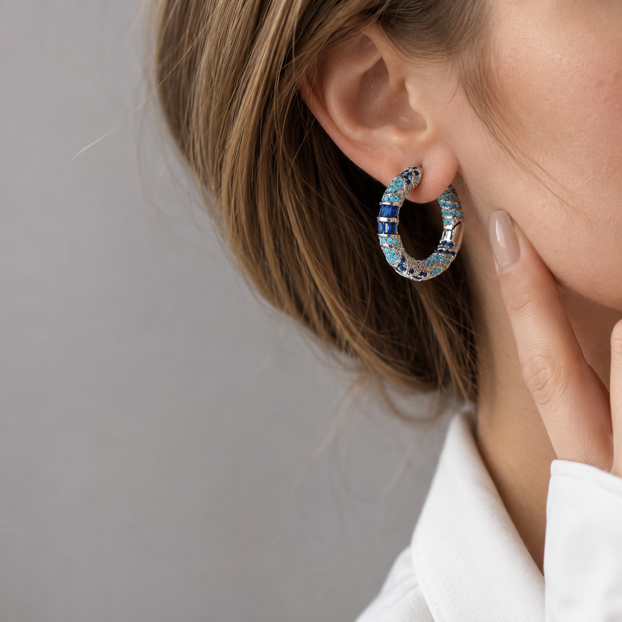Naelle – Ohrringe mit blauen Zirkonia