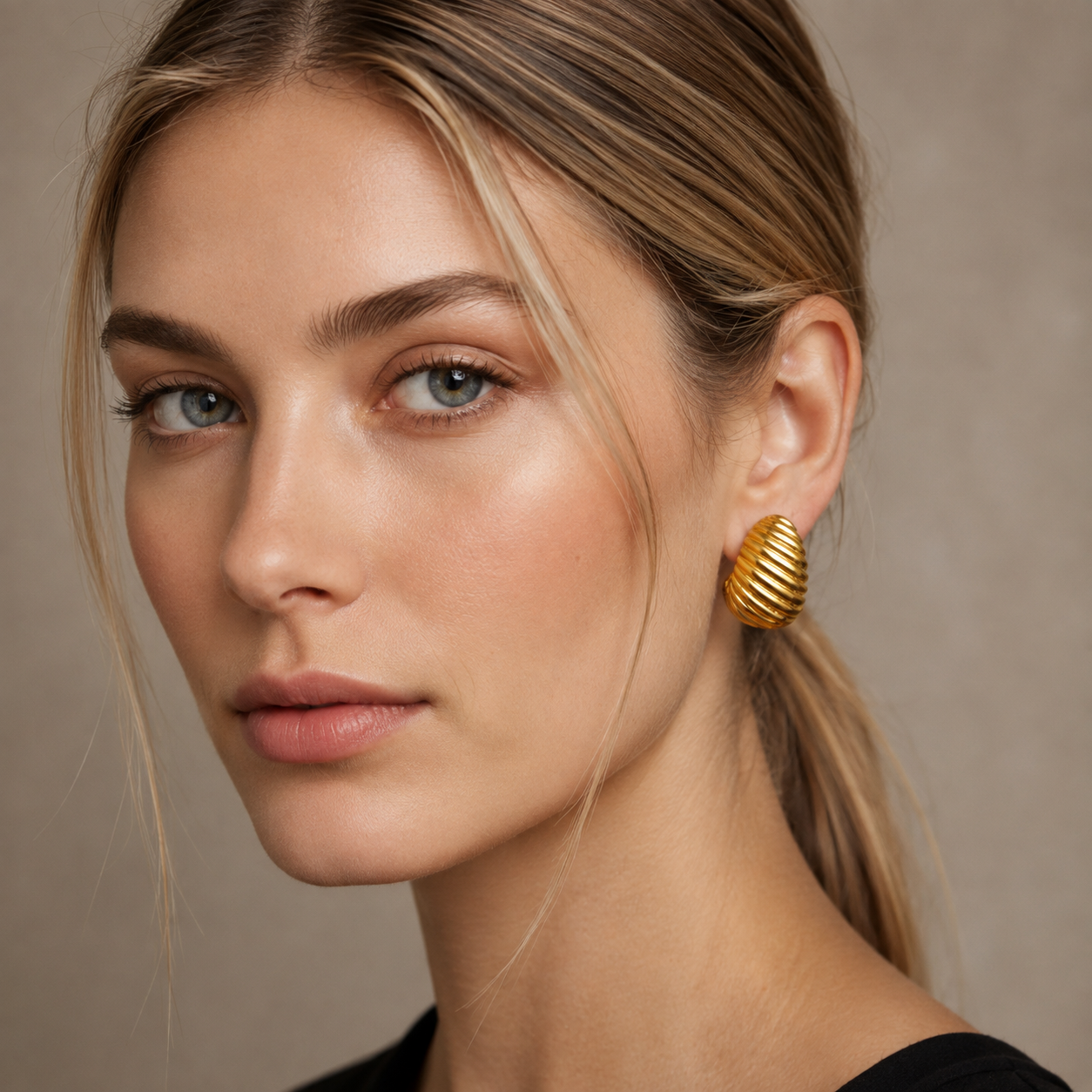 Alice – Elegante vergoldete Ohrringe