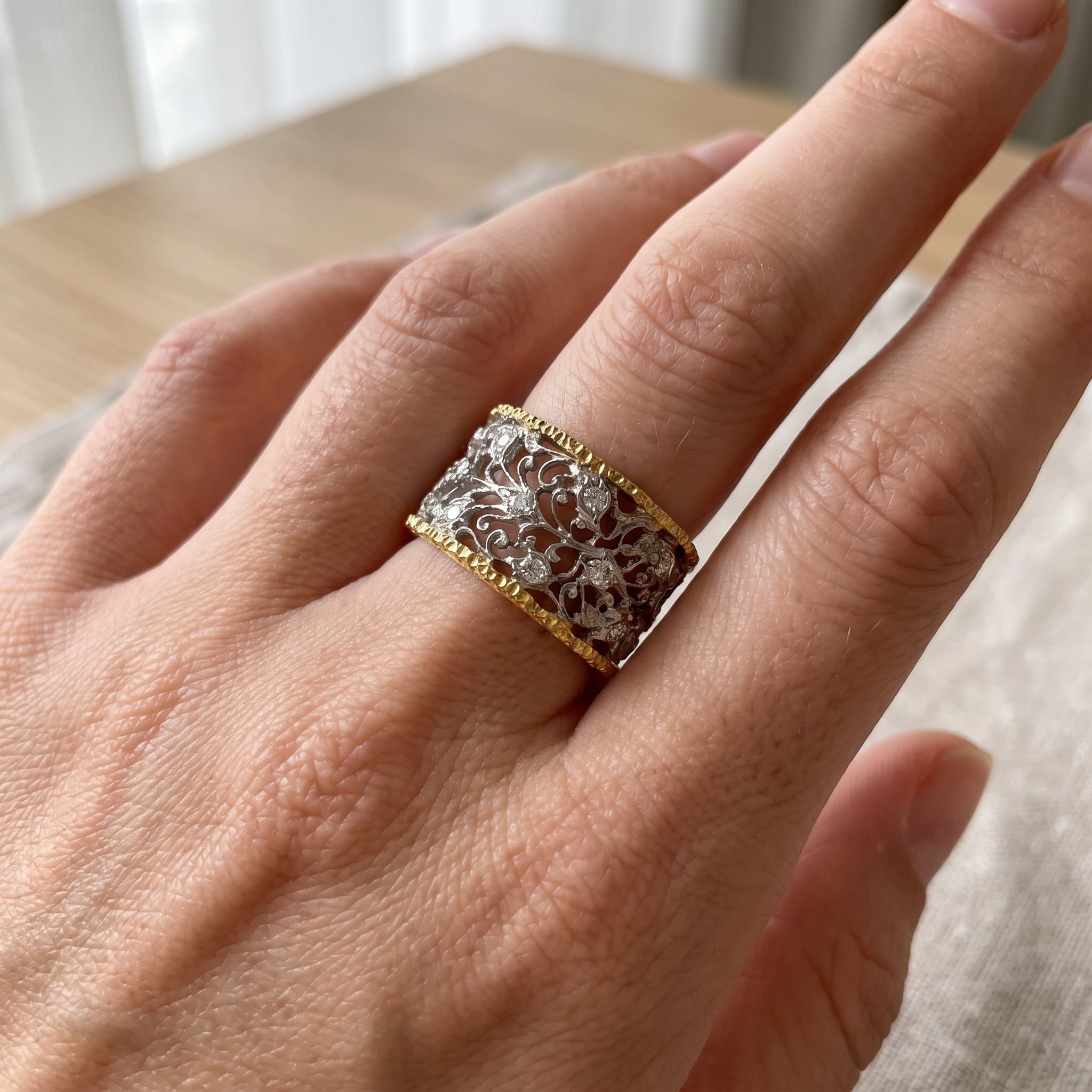 Yona – Vintage Efeuring aus Zirkonia