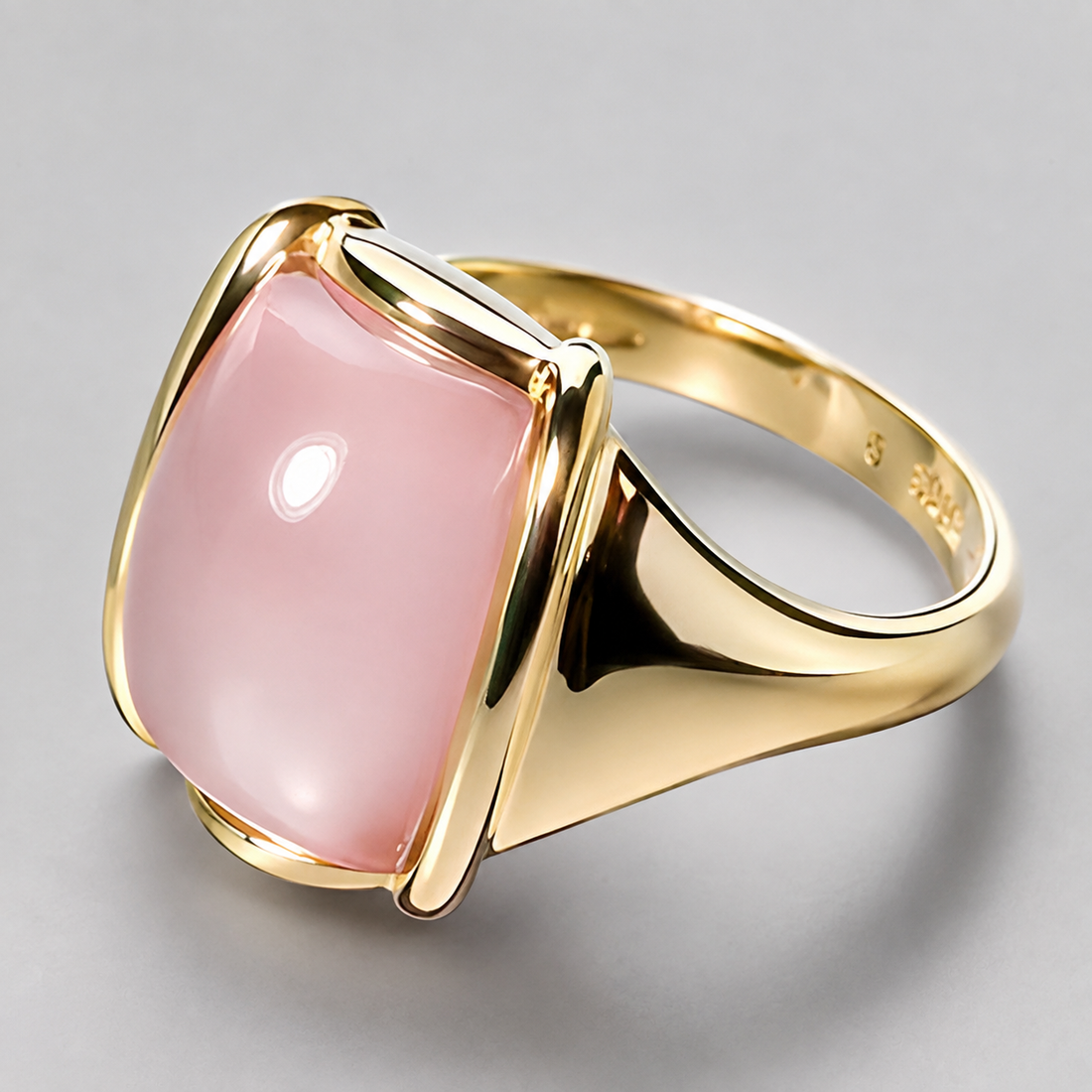 Sophia – Vintage-Ring in Roségold mit quadratischem Design