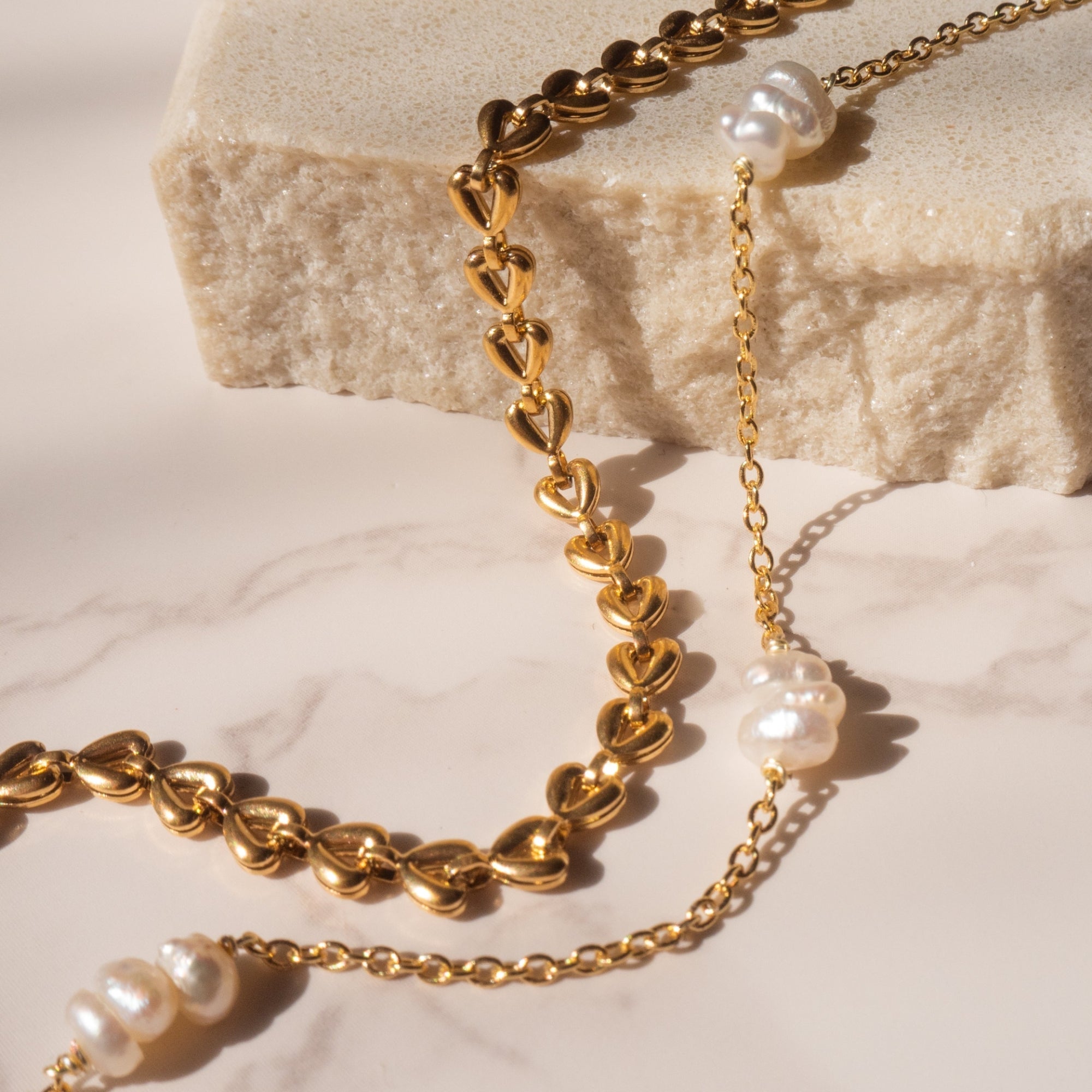 Kendra - Herz-Kettenarmband aus Gold
