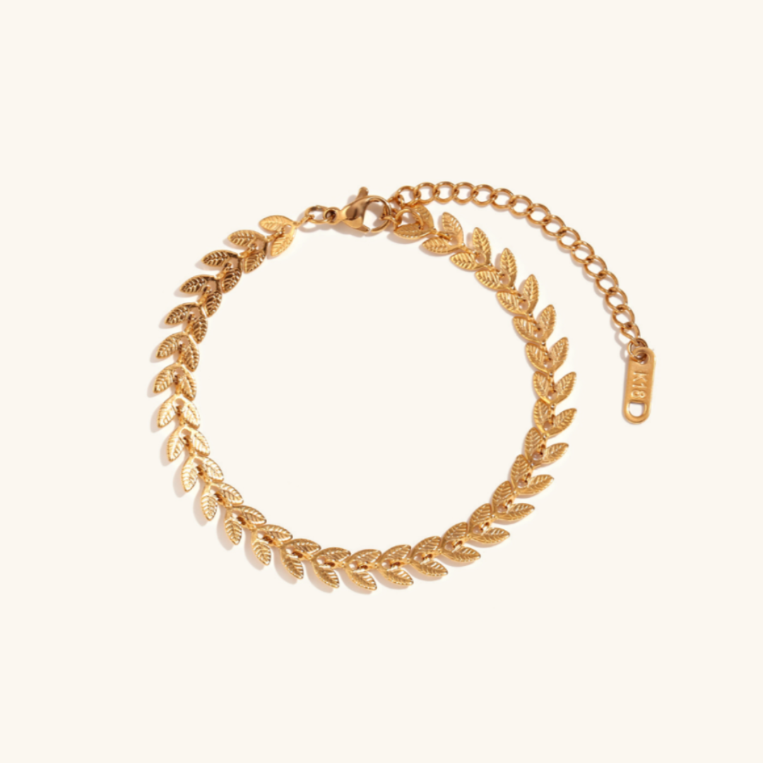 Sisi – Fußarmband mit goldenen Blättern