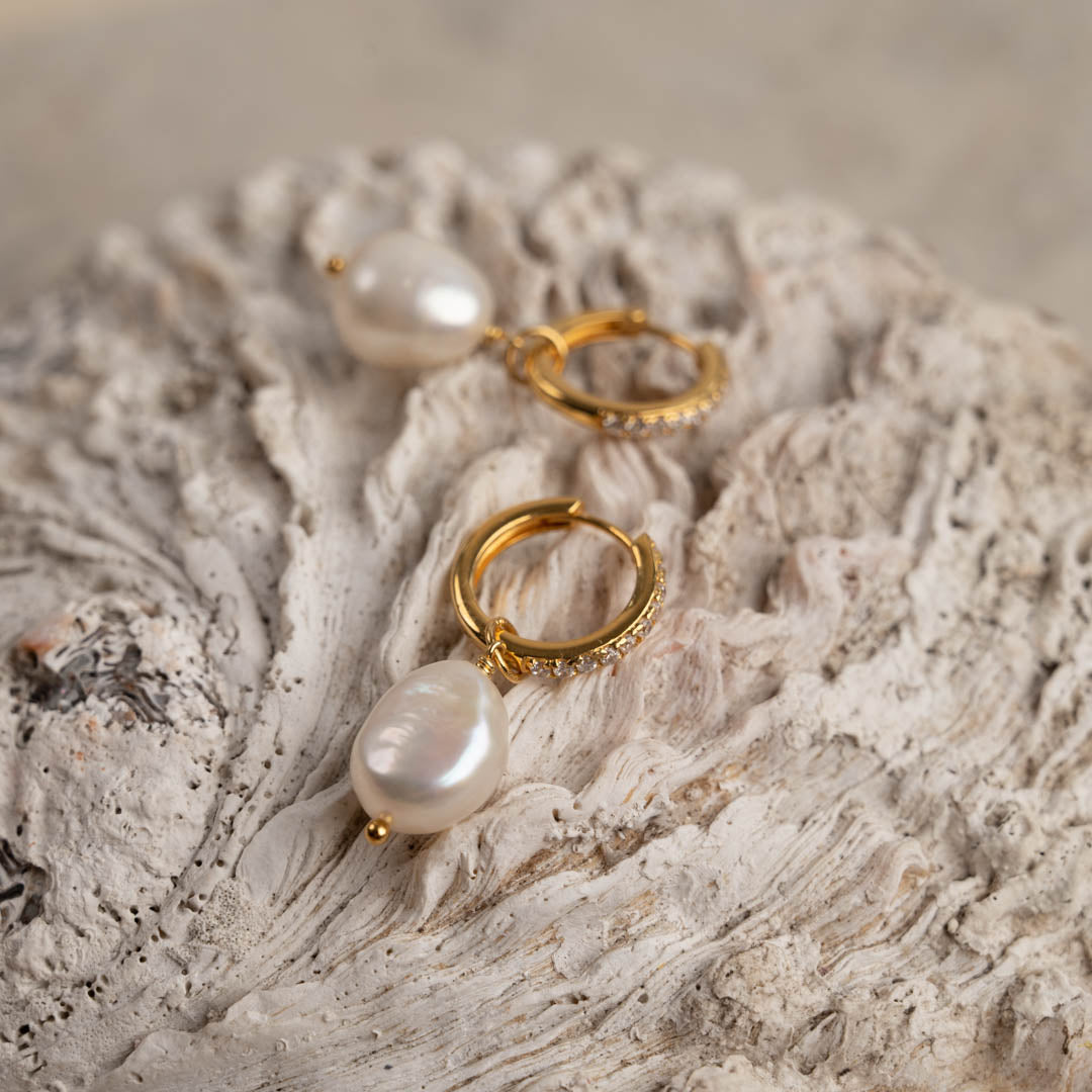Zirkonia-Perlen-Ohrringe - Goldene Zirkonia-Perlen