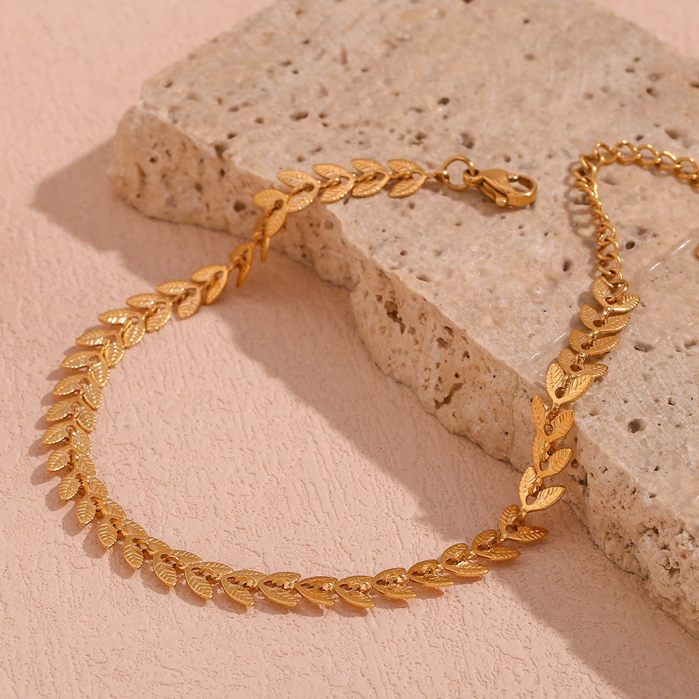 Delaida - Goldenes Blattarmband