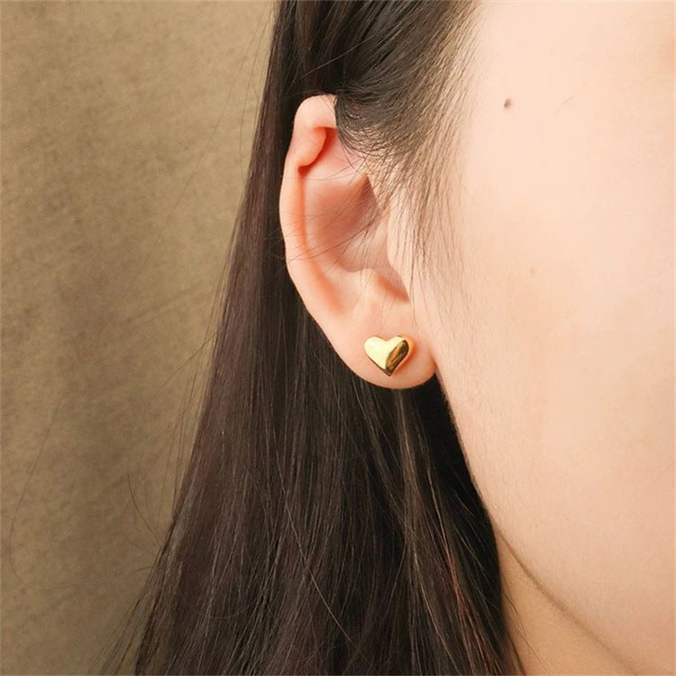 Mila – Herzohrringe aus Gold