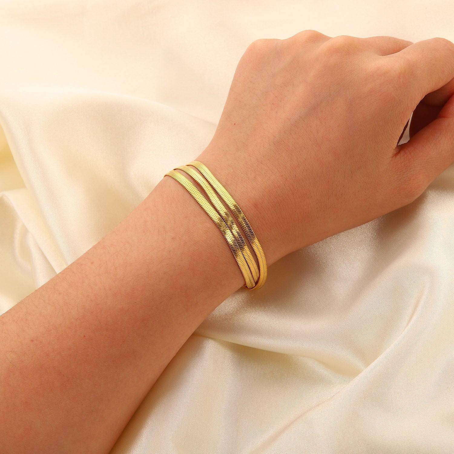 Abela - 3-lagige Spangenarmband