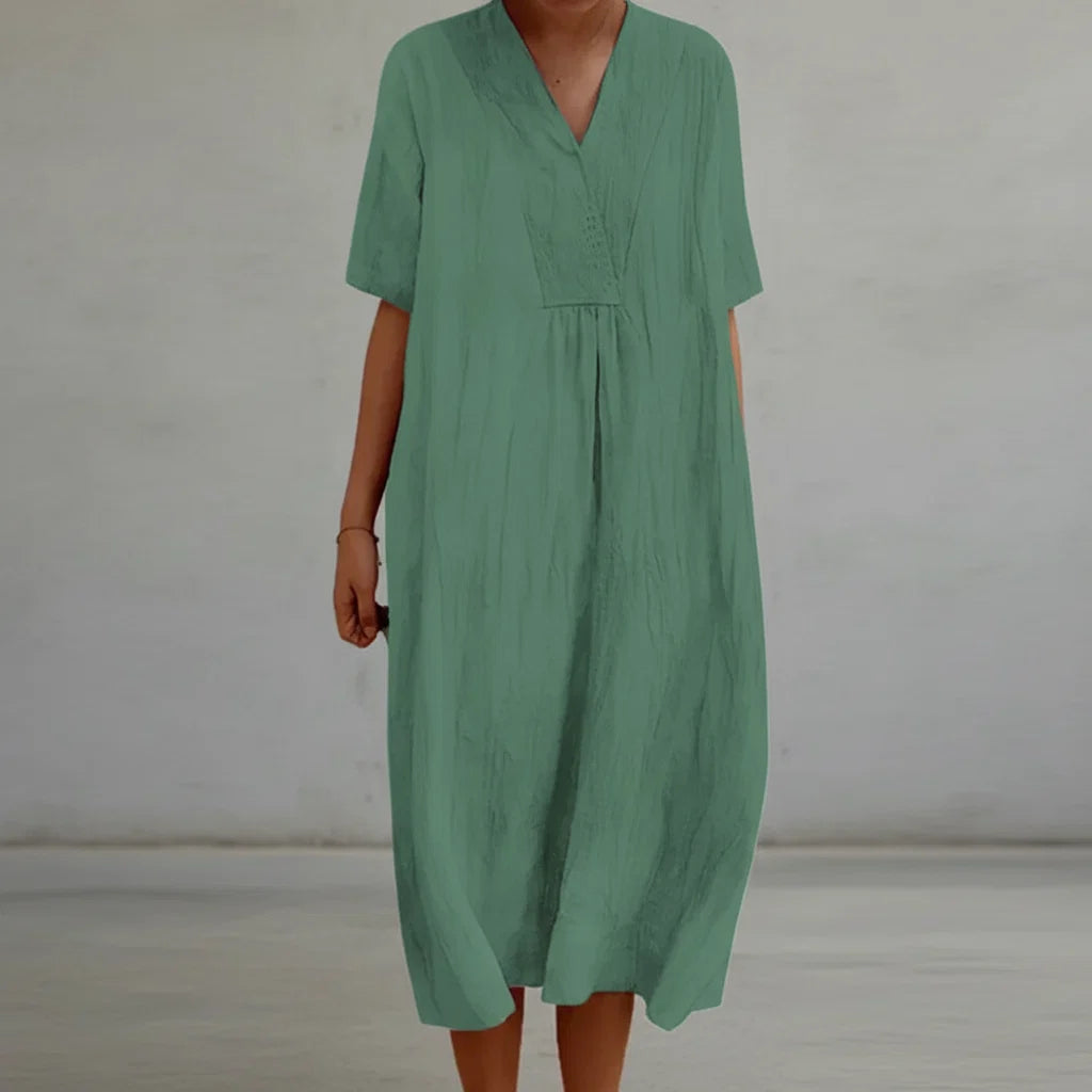 Jayela - Ein Kleid, das sommerliche Eleganz spielerisch verkörpert