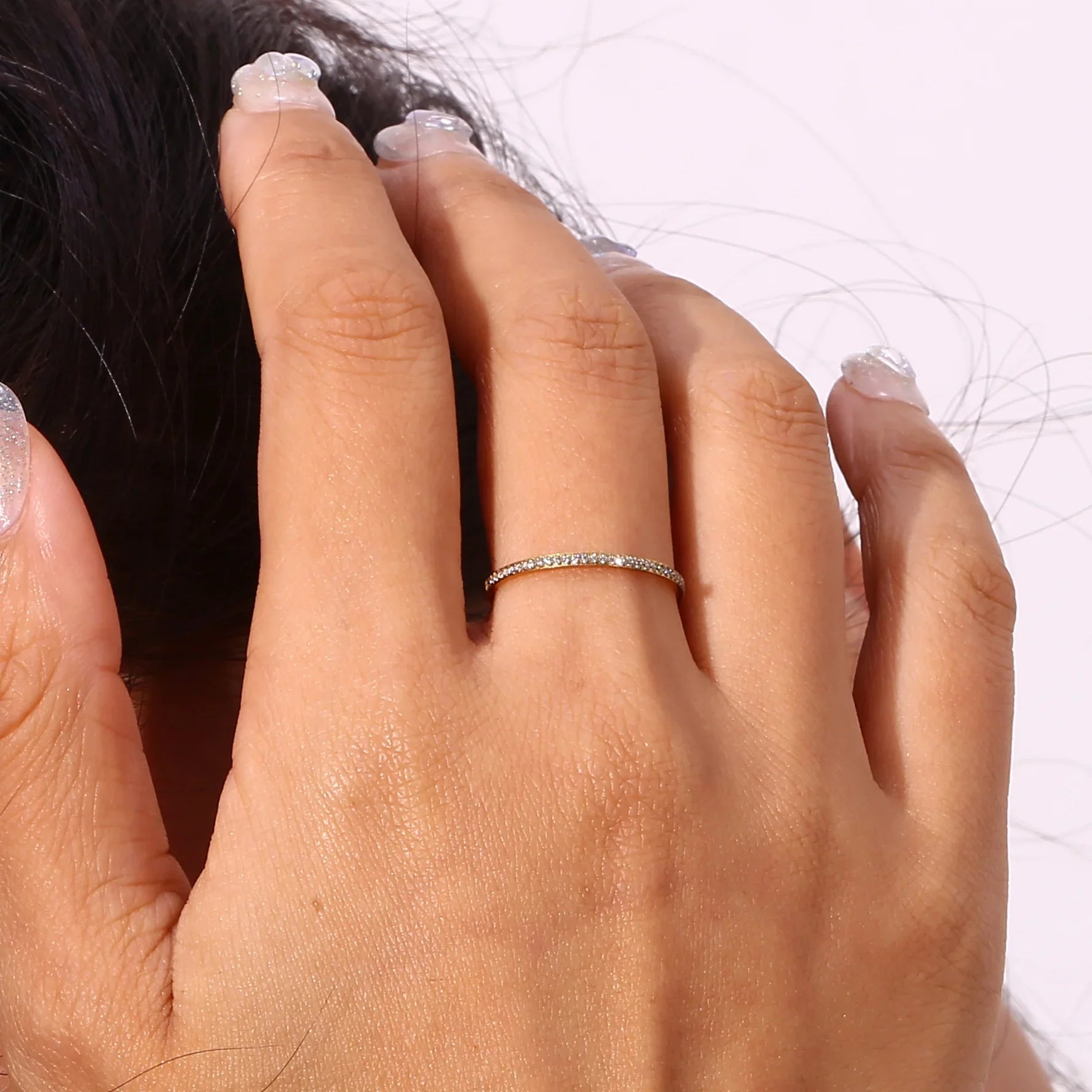 Zarra – strahlender Pavé-Ring aus Gold