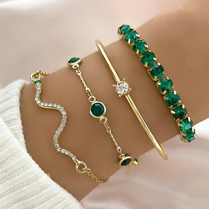 Camille – Elegantes Armbandset mit grünen Steinen