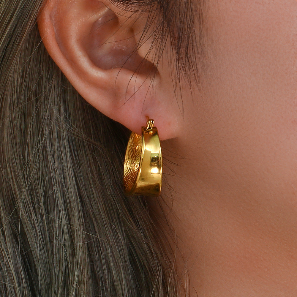 Lyla – Goldene Creolen