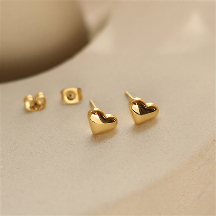 Mila – Herzohrringe aus Gold