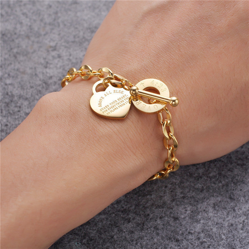 Alessia – Trendige Damenarmband aus Titanstahl