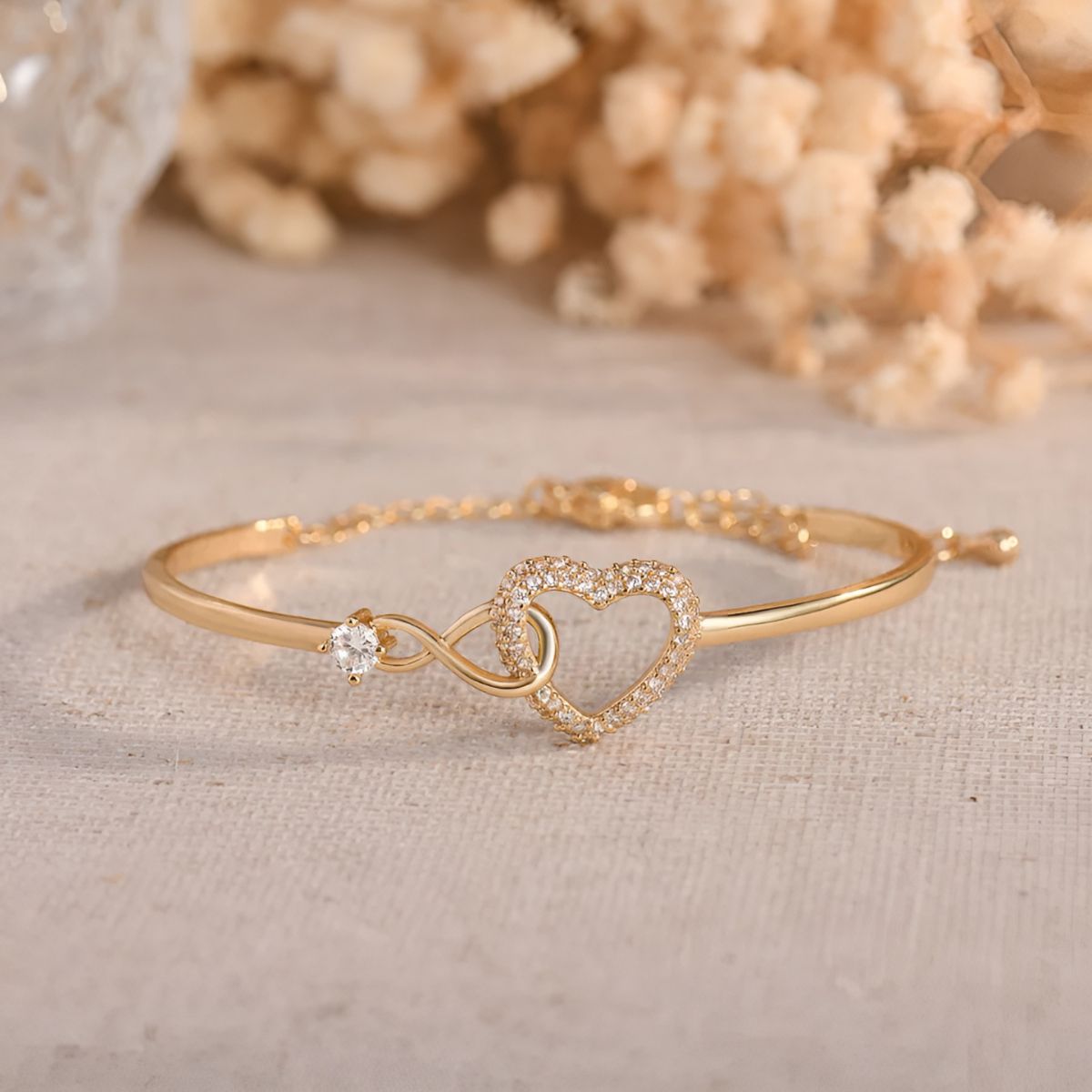 Ayumi – Unendliches Mutter-Tochter-Armband aus Gold