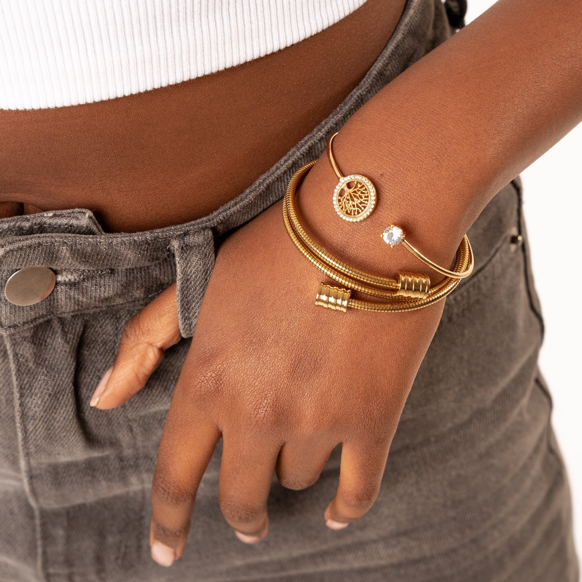 Angie – Armband mit gedrehtem Design in Gold