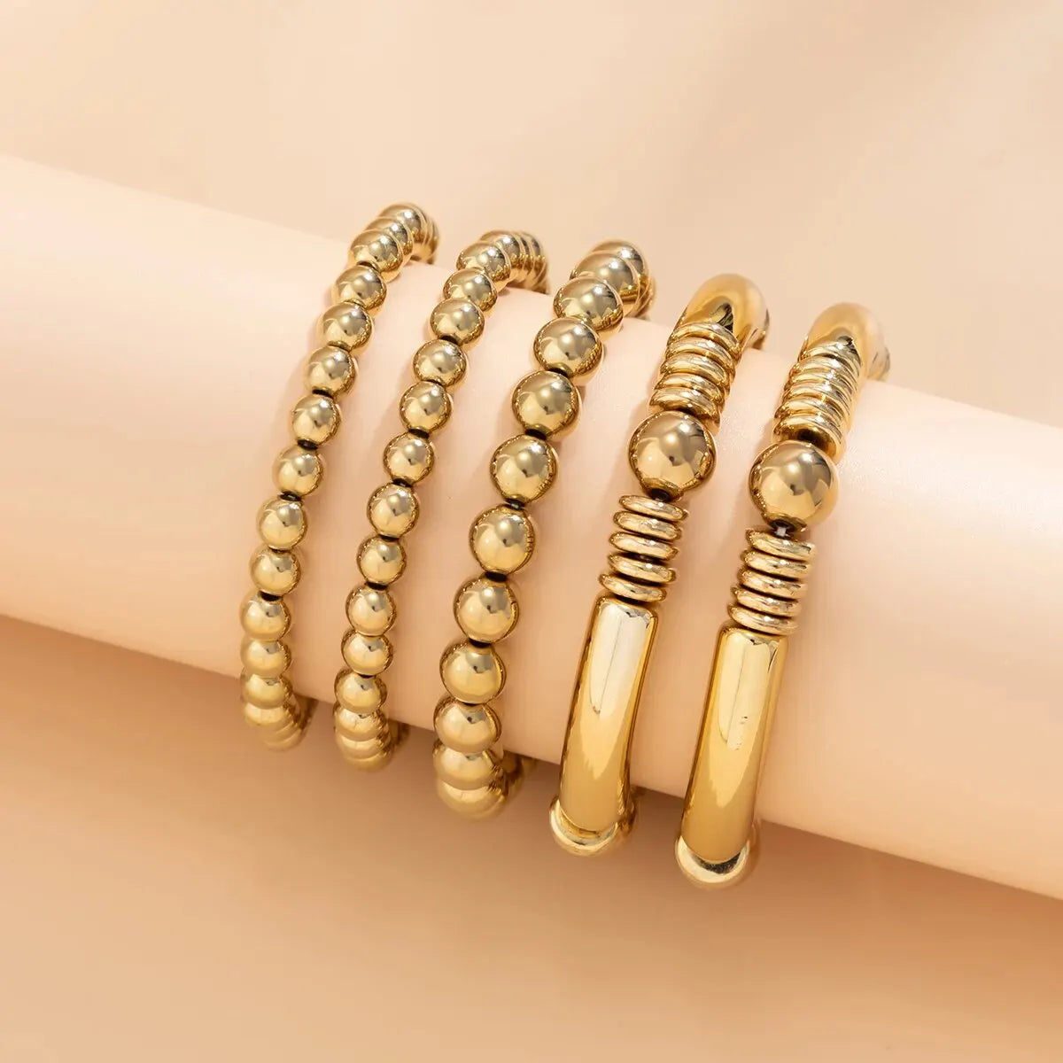 Mira – Set aus 5 stapelbaren Perlenarmbändern