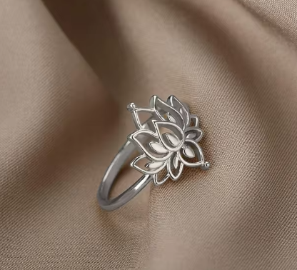 Lotusblume - Zarter Ring