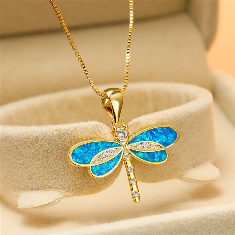 Maggie – Goldene Libellenhalskette mit Opal