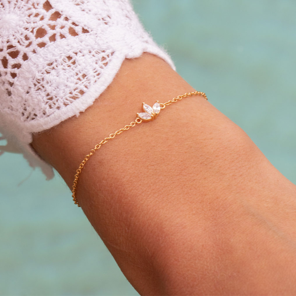 Drei Zirkonia-Blumen - Kettenarmband