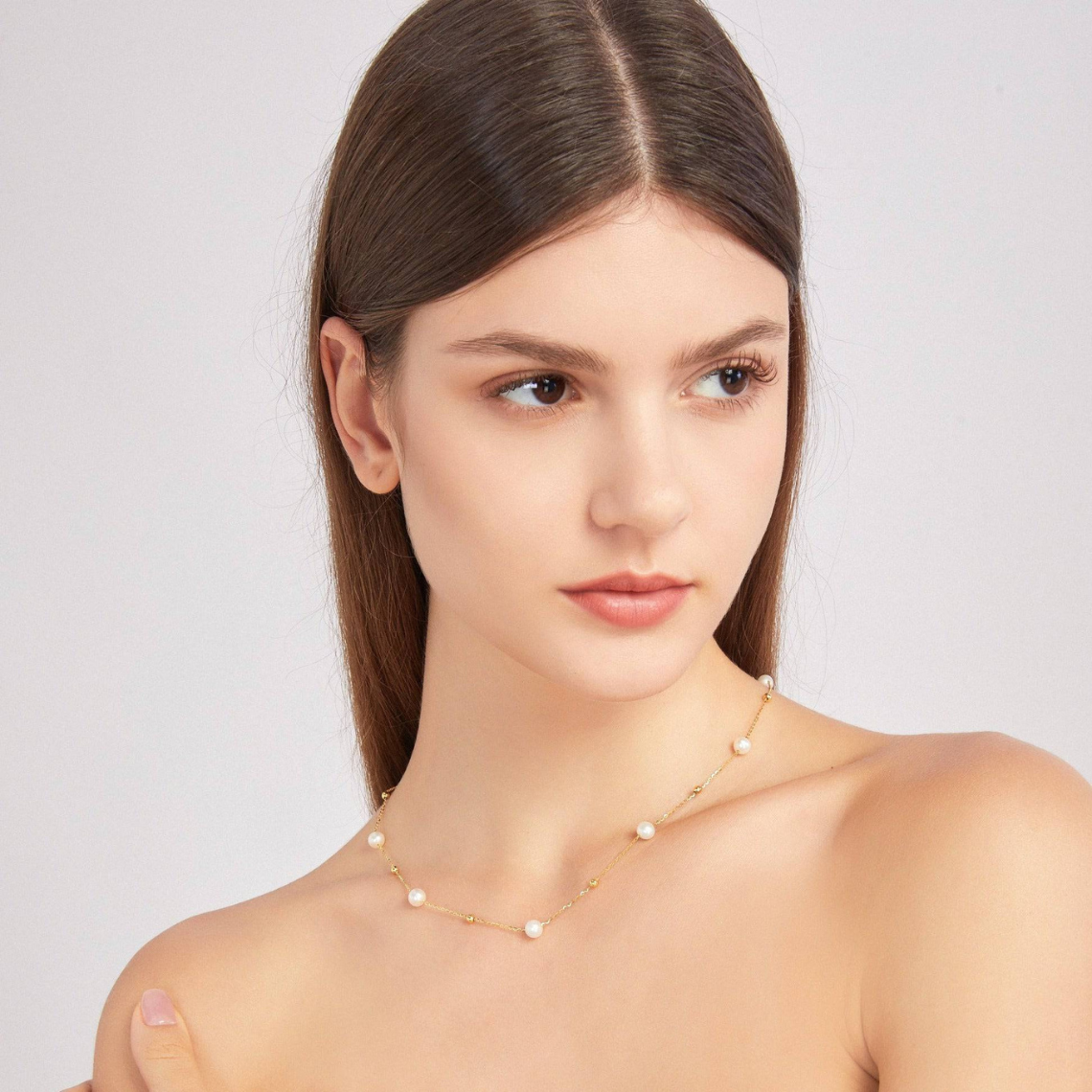 Gold- und Perlenkette - abwechselnd Perlen und Goldkette