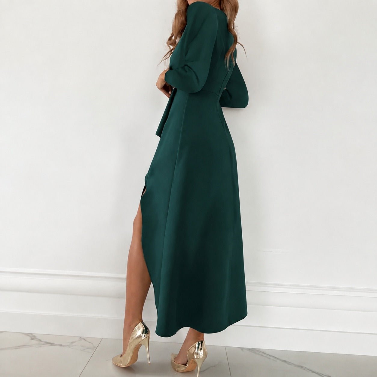 Shannon - Elegantes langärmeliges plissiertes Kleid