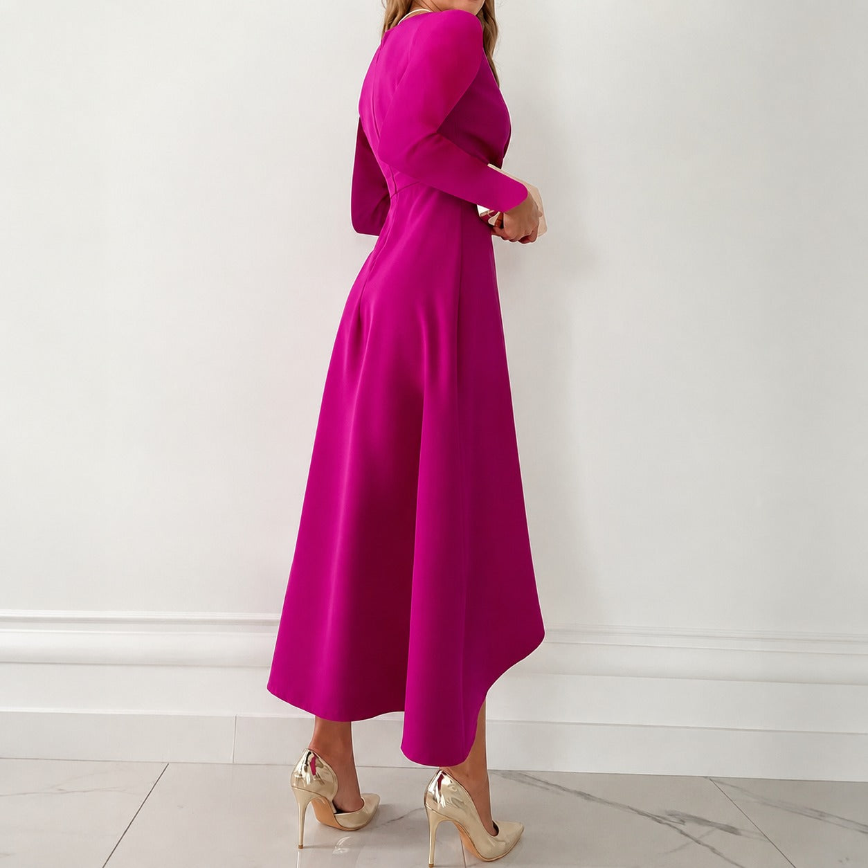 Shannon - Elegantes langärmeliges plissiertes Kleid