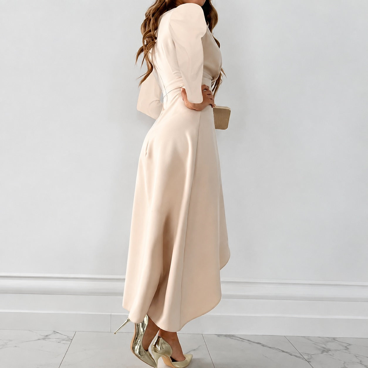 Shannon - Elegantes langärmeliges plissiertes Kleid