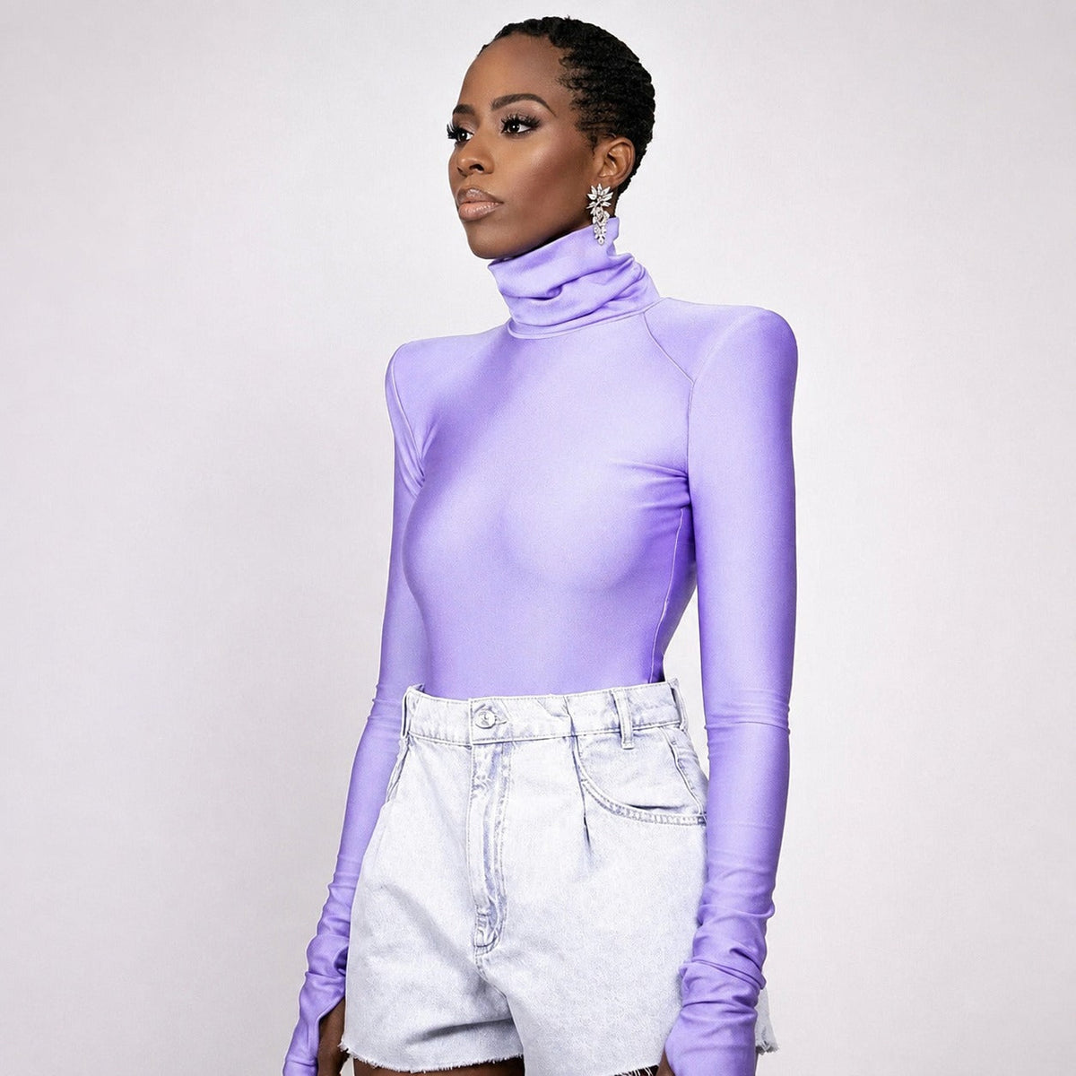 Ellery - Damen-Bodysuit mit Rollkragen und besonderen Schultereinsätzen