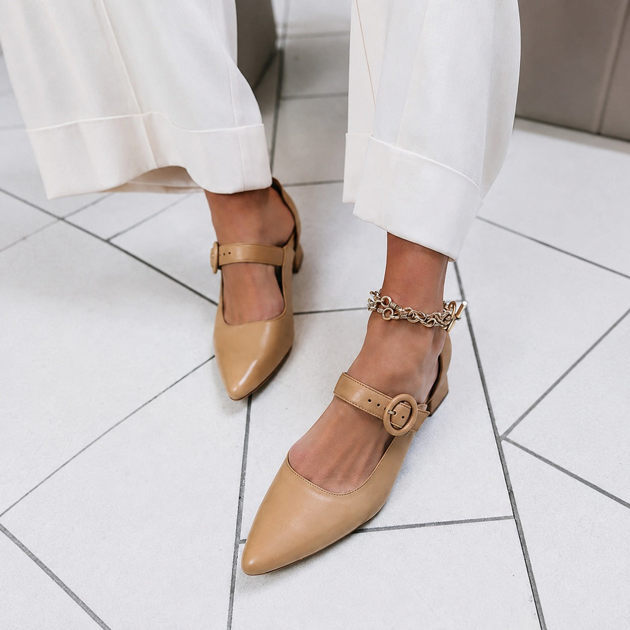 Mandy - Eleganz und Bequemlichkeit in einem Schuh mit hohem Absatz