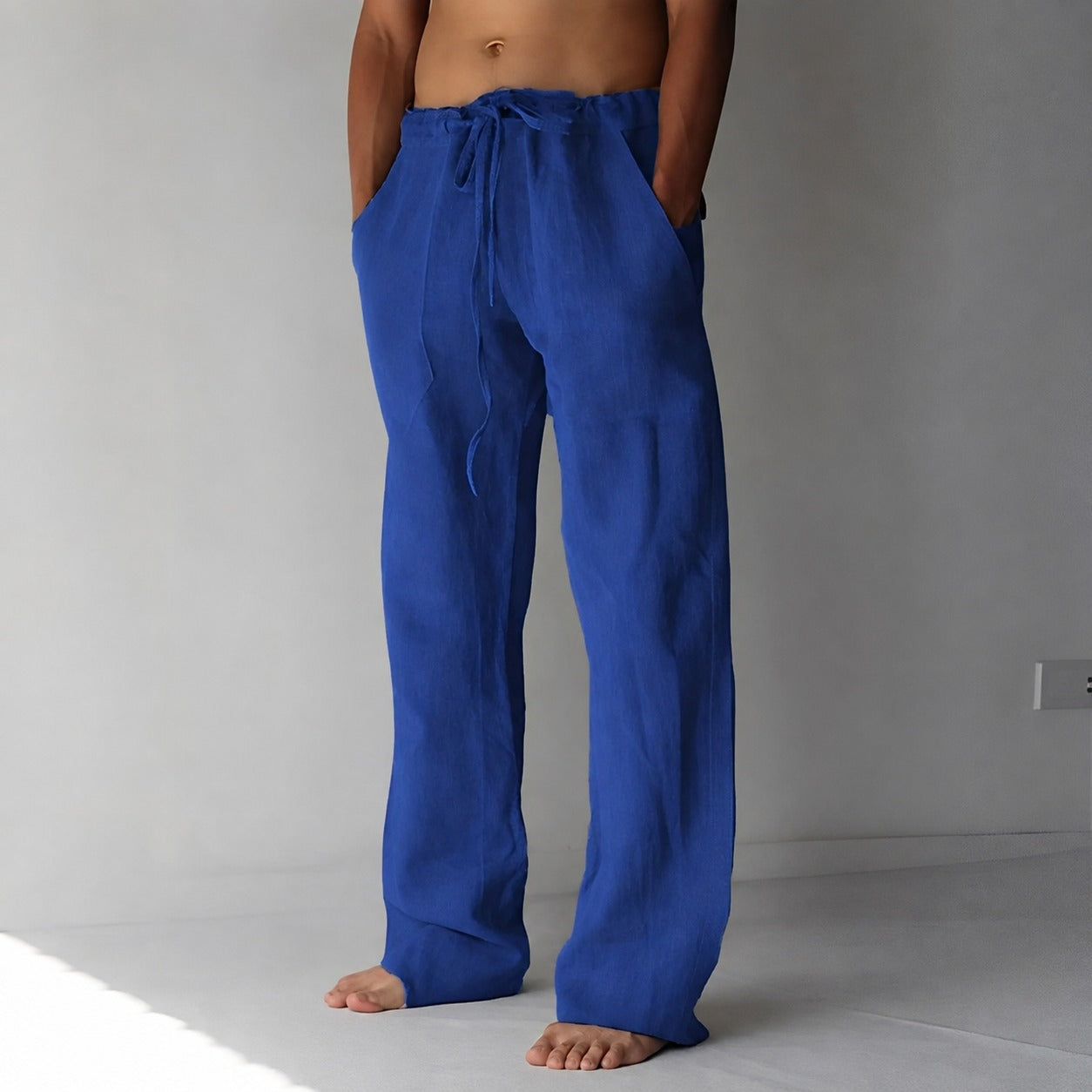 Bruce - Bequeme Männerhose im lockeren Design