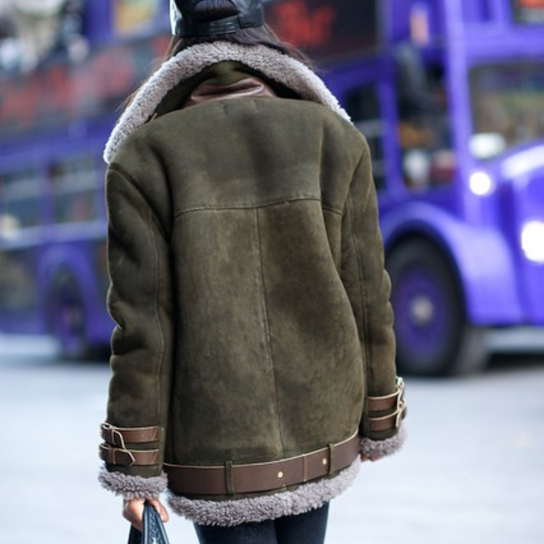 Cassandra - Kuschelige und komfortable Jacke