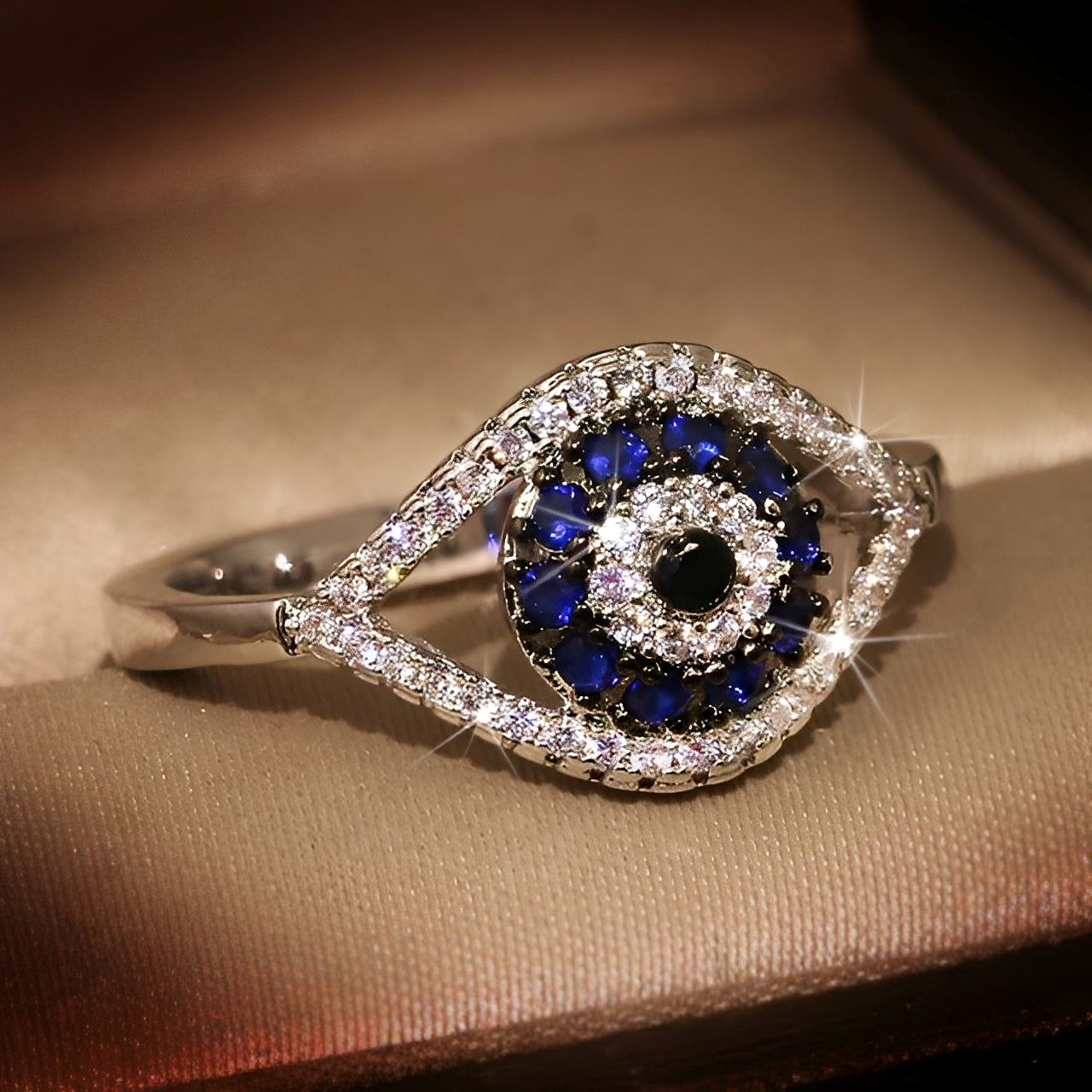 Eleni – Schutzring mit blauem Matiasma-Auge