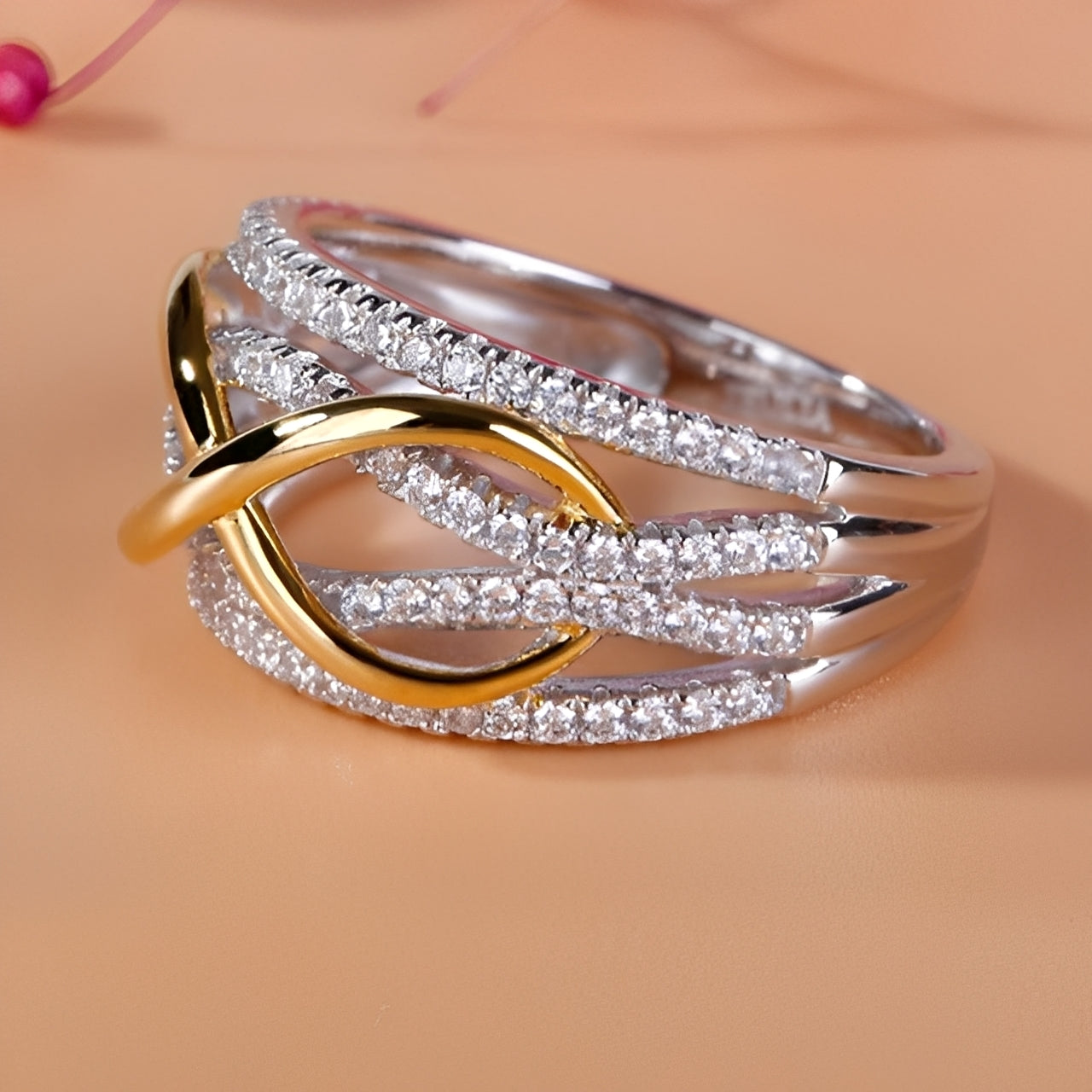 Inaya – Eleganter Unendlichkeitssymbolring für Frauen