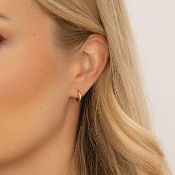 Celia – Elegante goldene Creolen