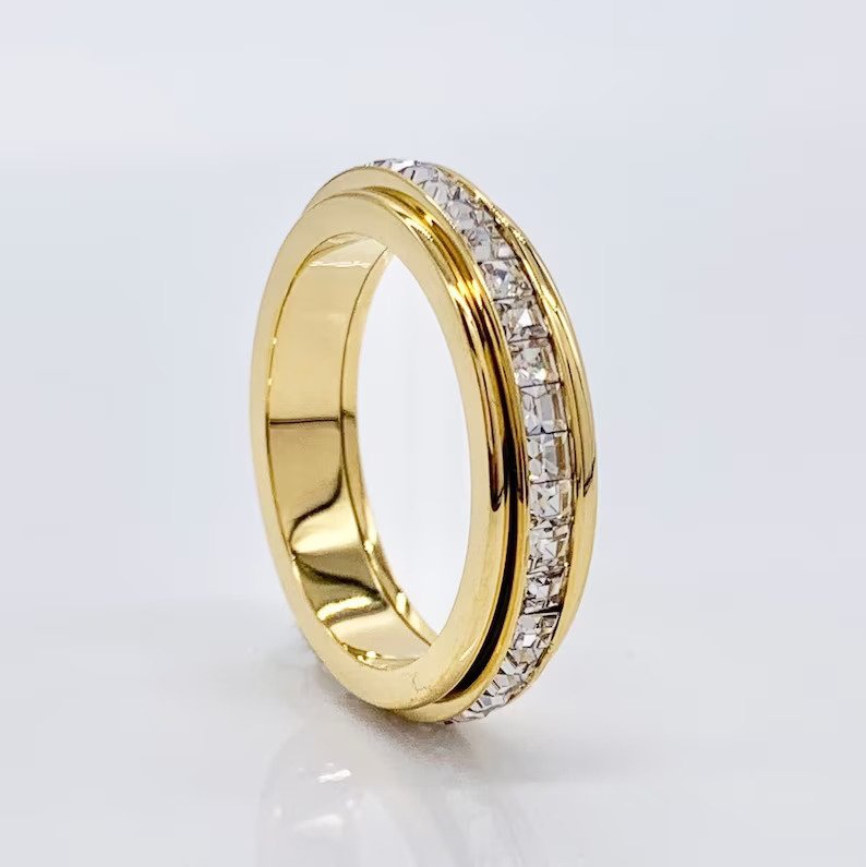 Alessia – Fidget-Ring mit Kristallakzent