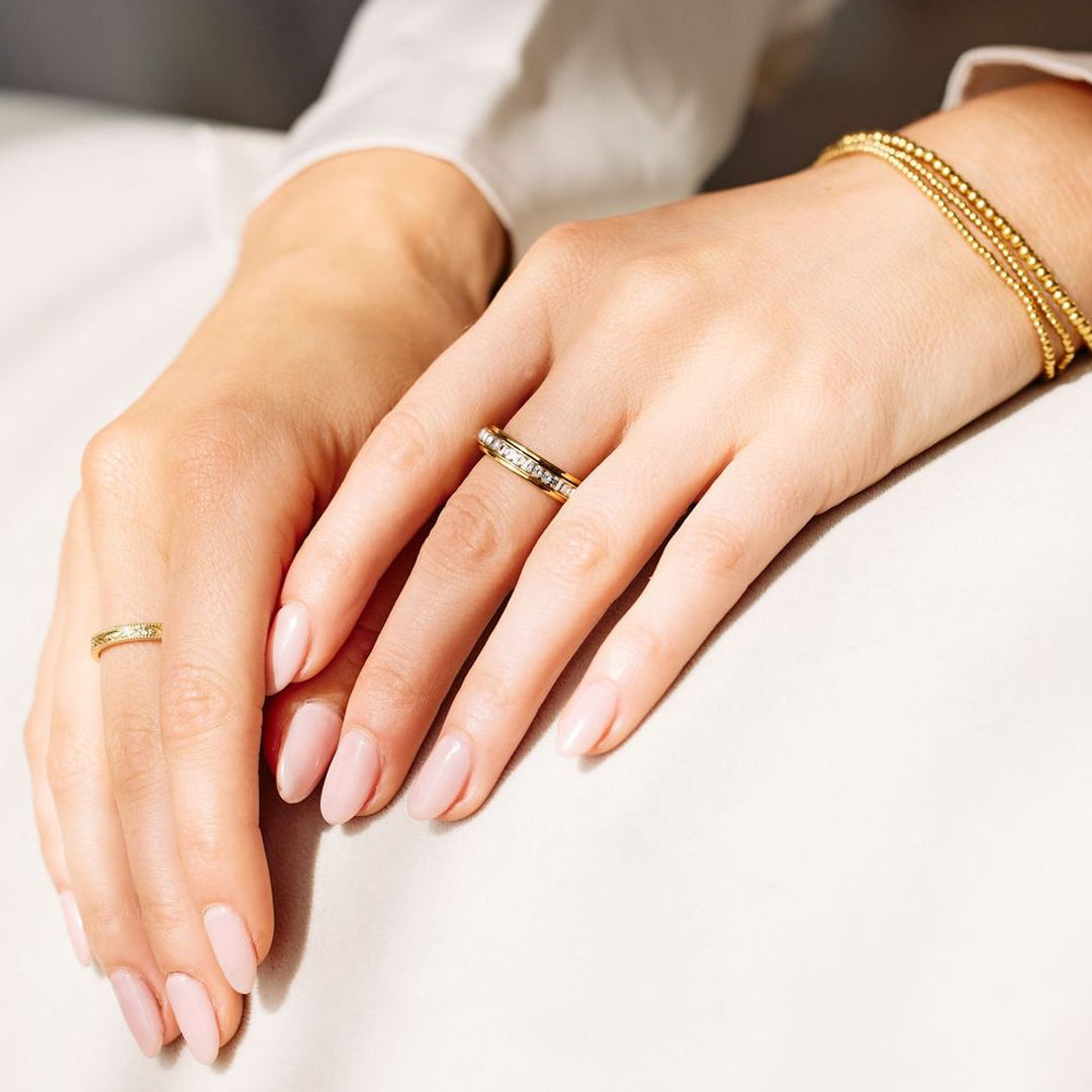 Alessia – Fidget-Ring mit Kristallakzent