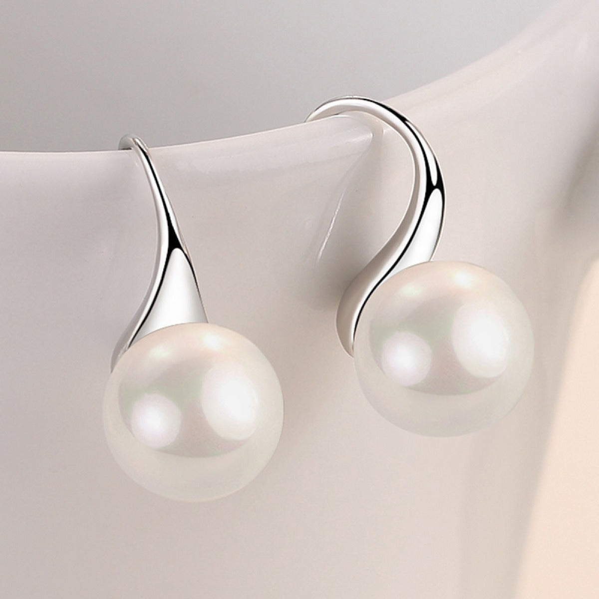 Cess – Vintage-Ohrringe mit eleganten Perlen