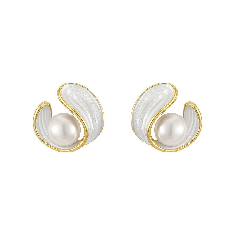 Alina – Luxuriöse Ohrringe aus weißem Opal, Perle und Gold