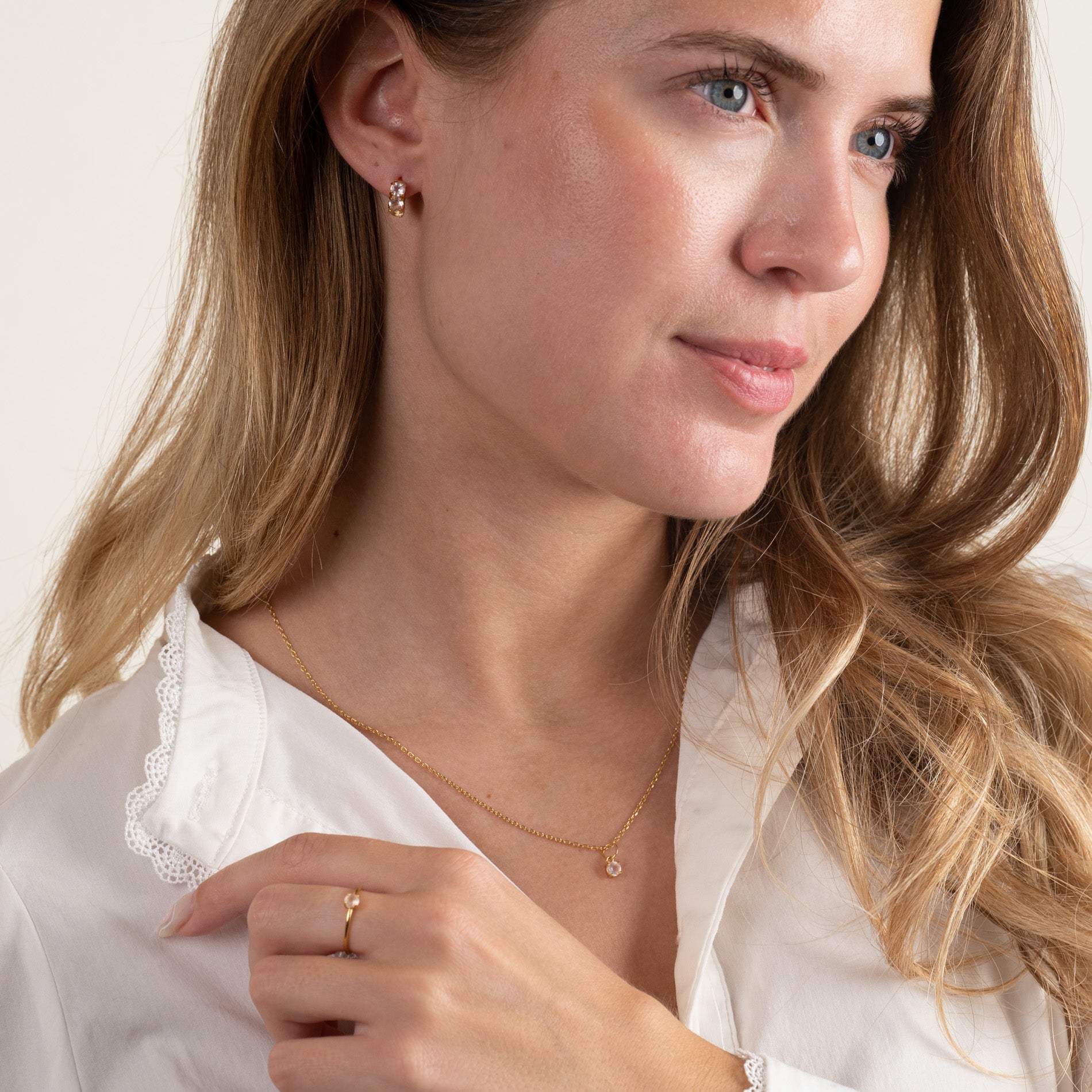 Heba - Goldring mit Mondstein