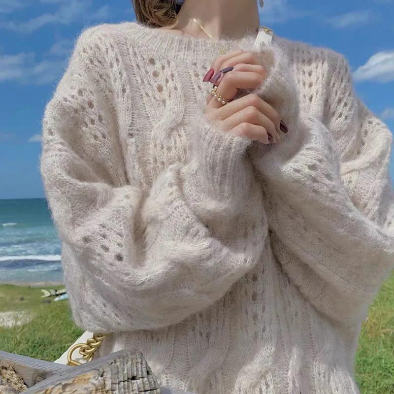 Damen Oversized Pullover mit Langarm und offenen Stickdetails