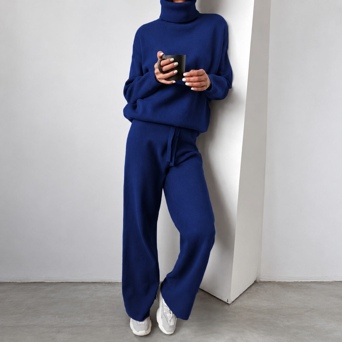 Freizeitset für Damen - Rollkragenpullover und Weite-Hose mit lockerer Passform