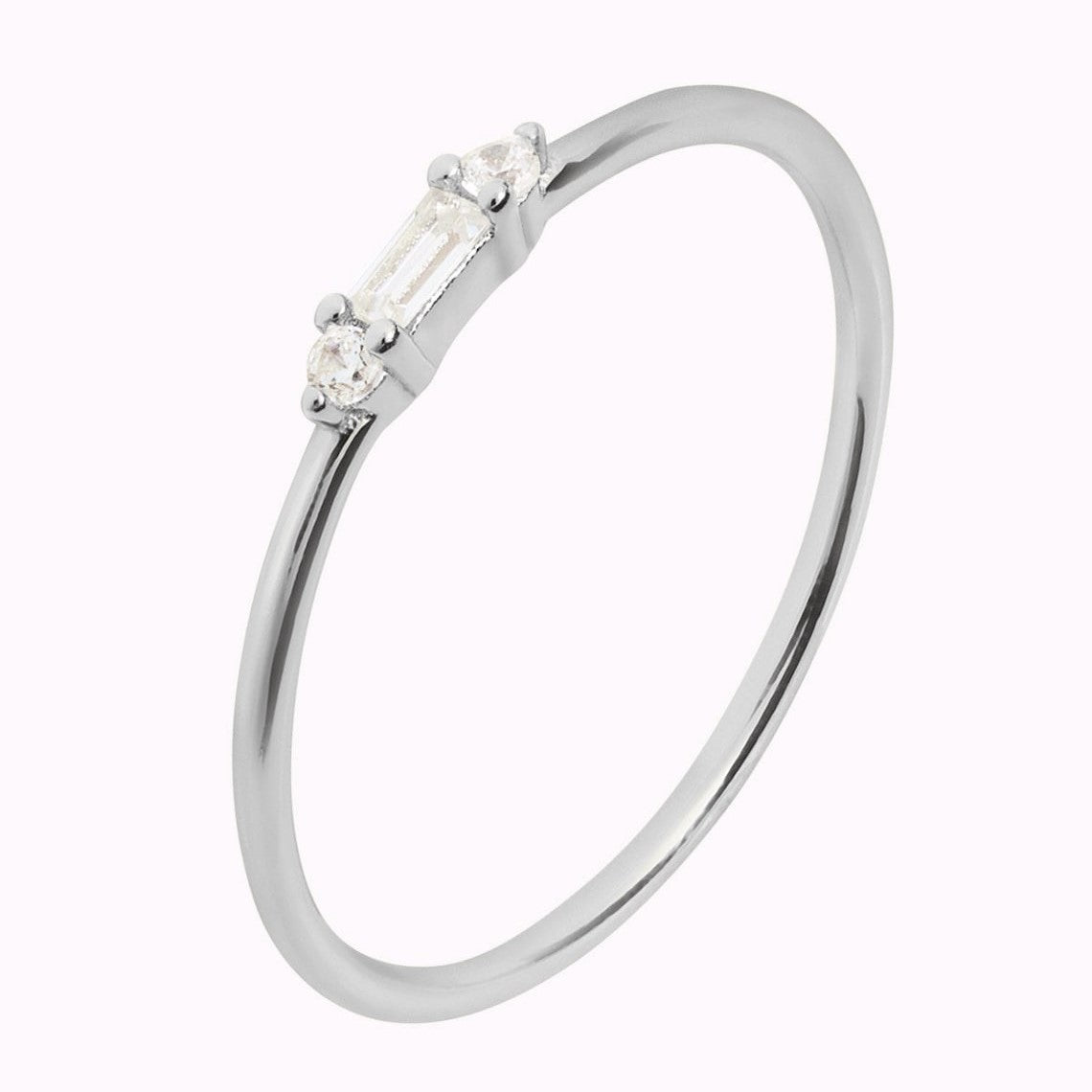 Kleines Baguette - Zierlicher CZ-Ring