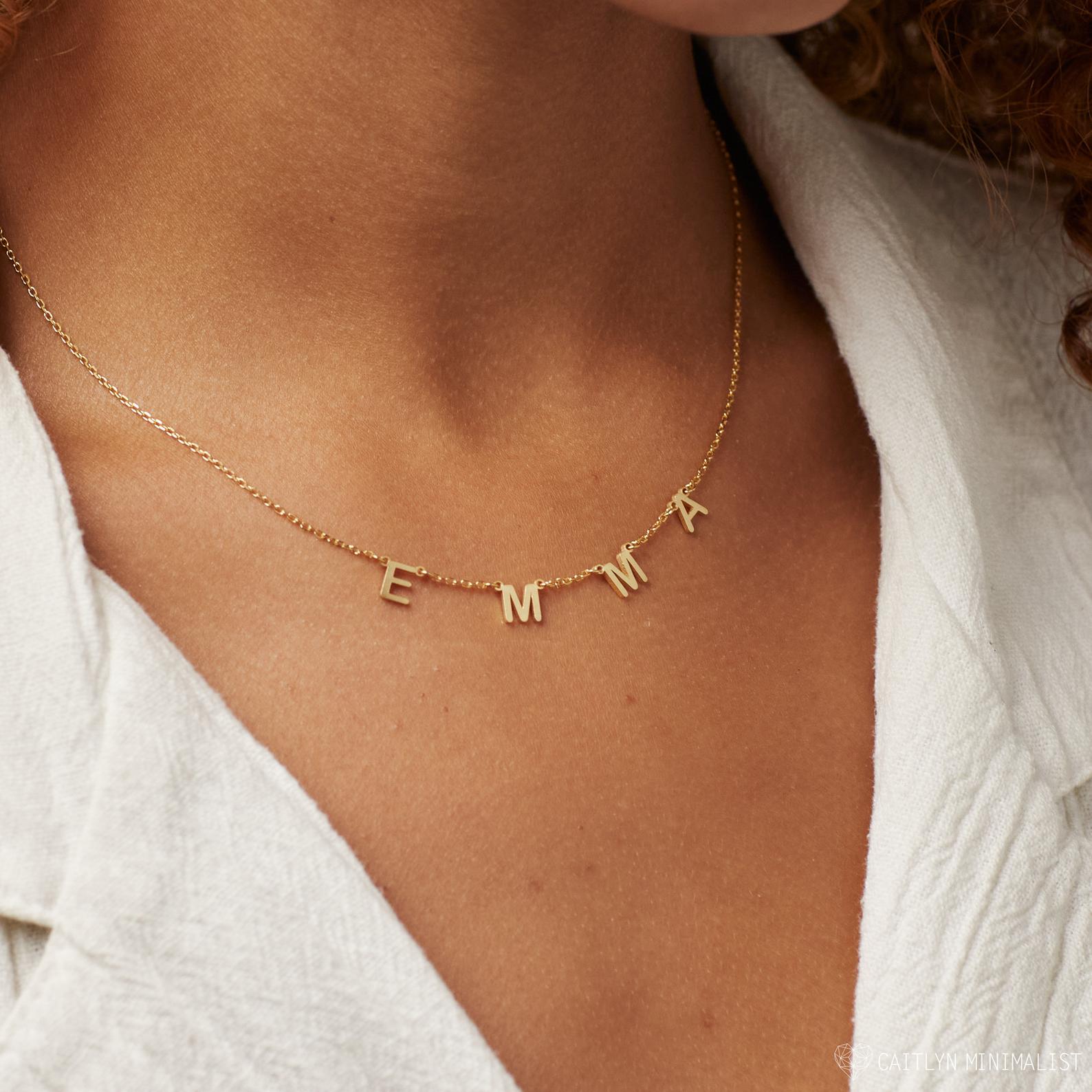 Namenshalsband mit Buchstaben - Personalisierbares Namenshalsband