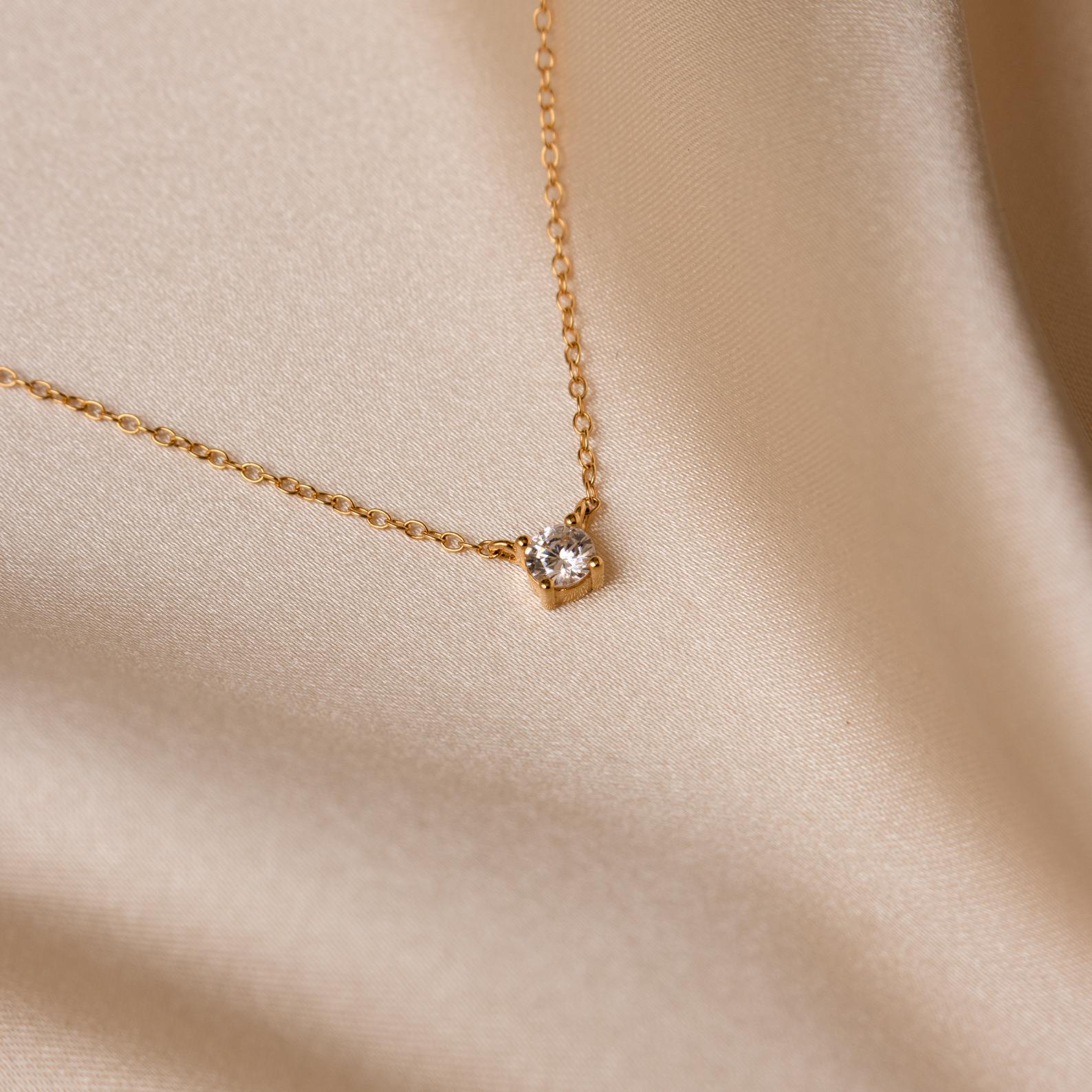 Zartes Diamanten-Halsband - Halsband mit Steinverzierungen