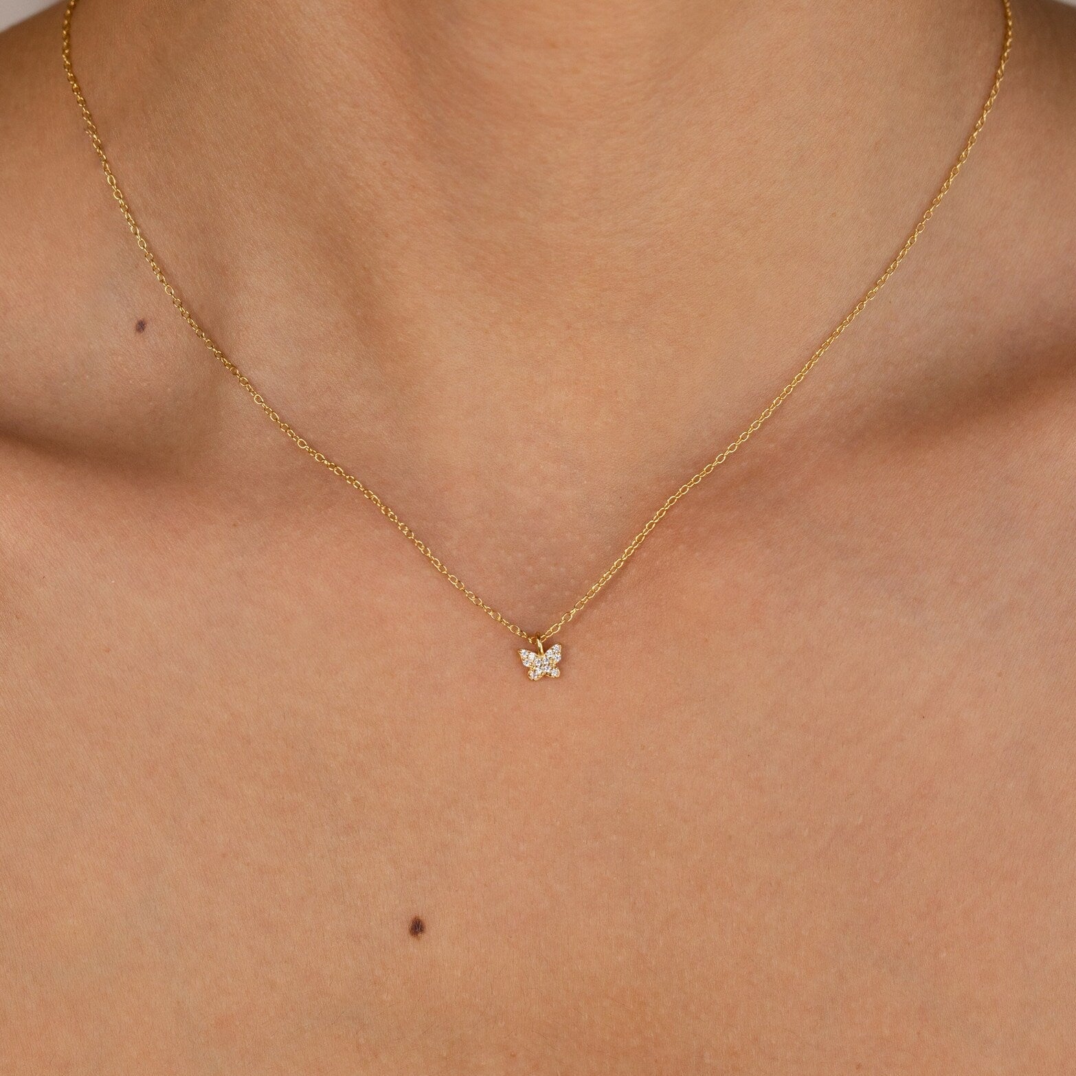 Mandy – Pavé-Schmetterlingshalskette