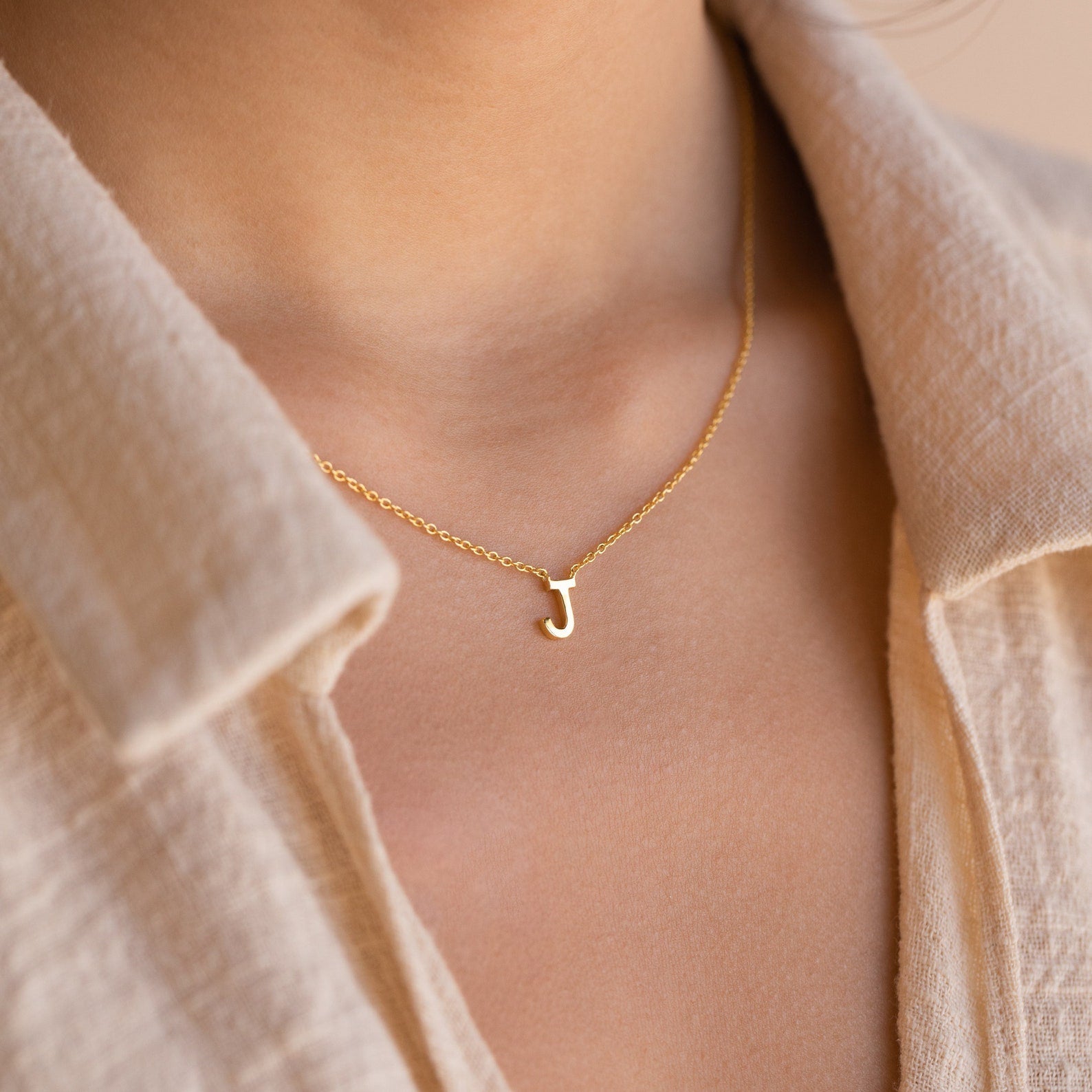 Zartes Halsband mit Initialen - Elegantes Halsband mit Buchstaben