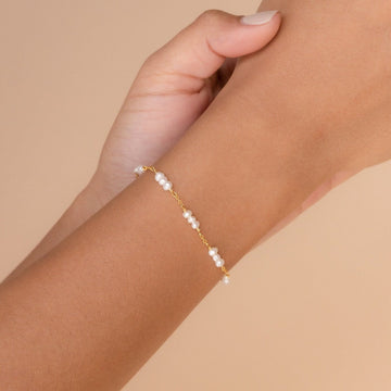 Hailey – Perlenarmband mit Stationen