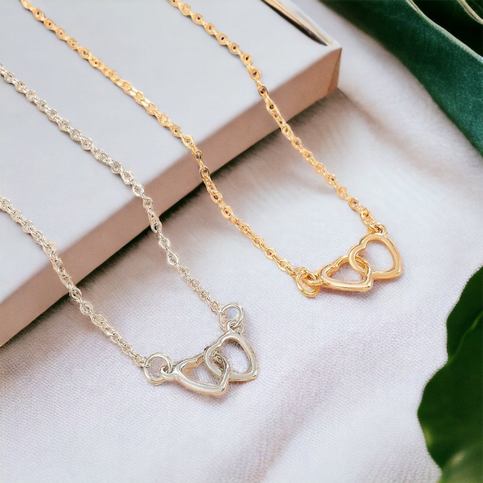 Minimalistische Herzfußkette - Fußkette mit Herzgliedern