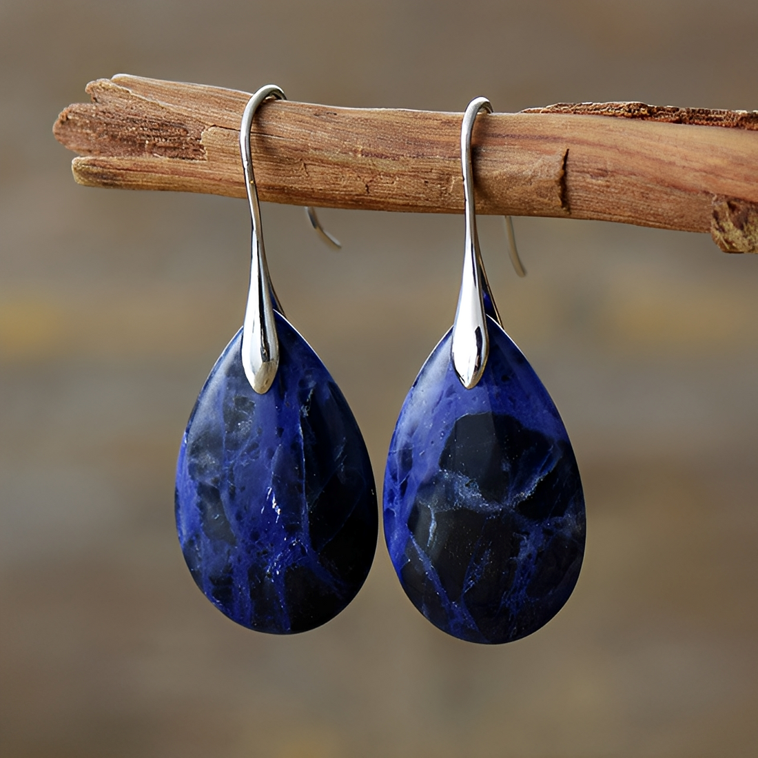 Kris – Vintage Chic Ohrringe mit blauer Stein