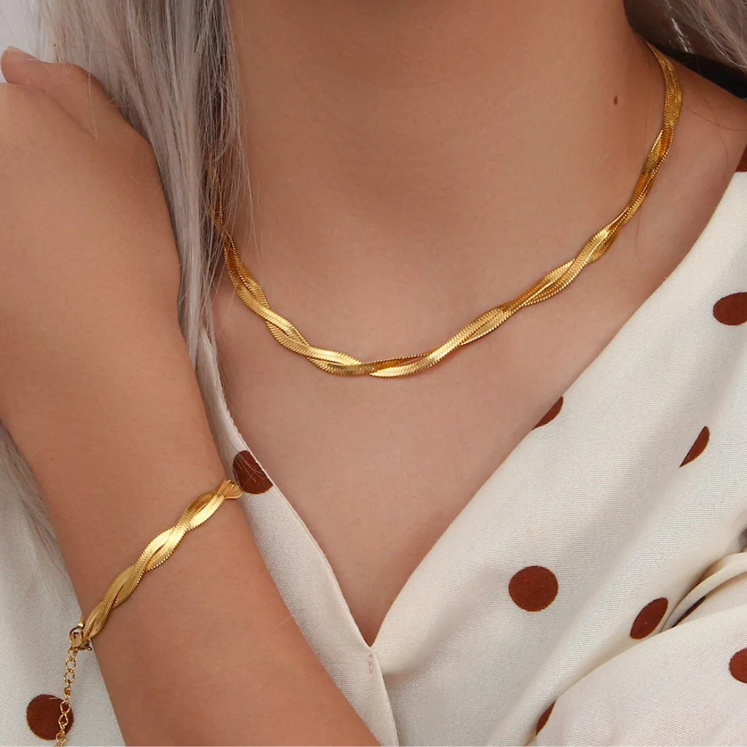 Alina – Elegantes, verflochtenes Halsketten- und Armbandset