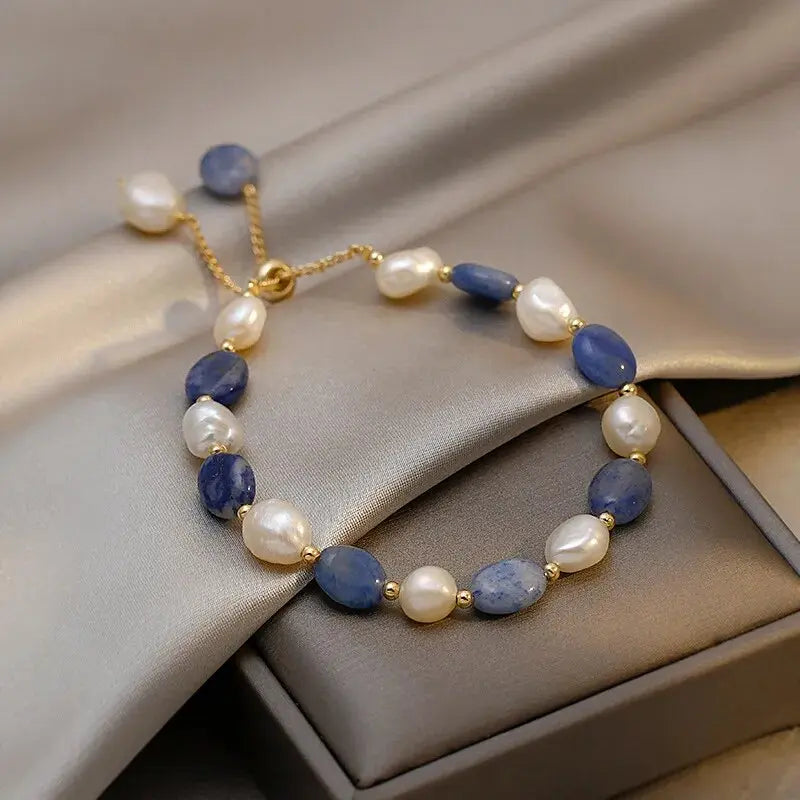 Kira – Elegantes Armband aus Ozeanperlen